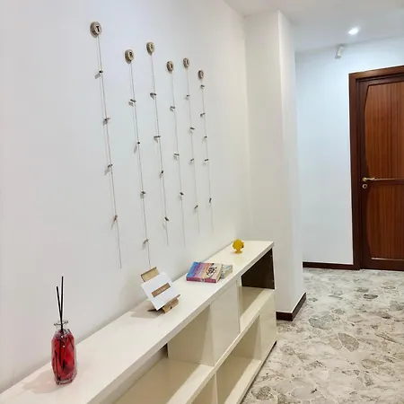 Your Home, A Spacious Balcony Appartement Bari